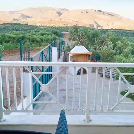 Helen's Olive Garden Villa Xerokampos (Crete)
